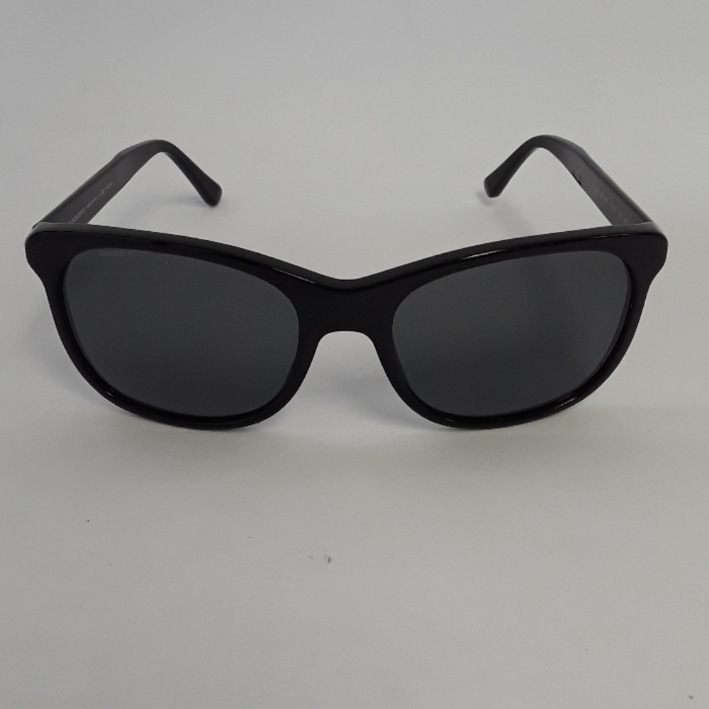 NIB 100% Authentic Burberry Polarized Sunglasses - Picture 2 of 8